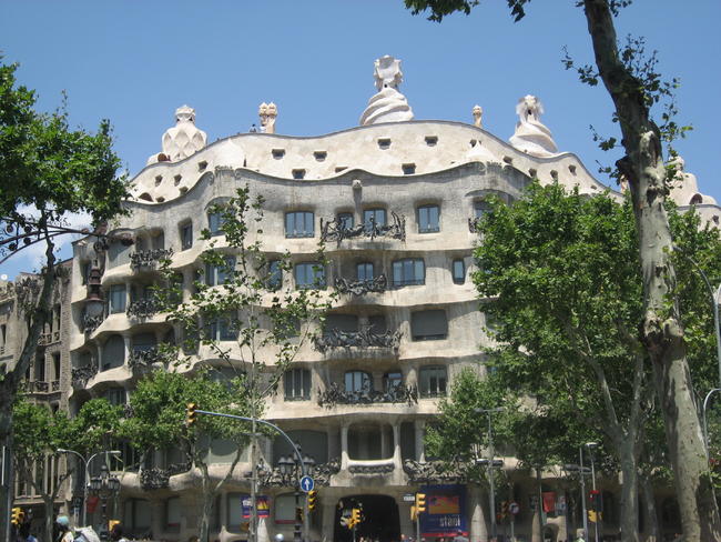 Antoni Gaudi Casa Mila